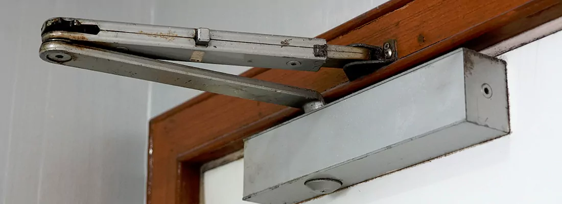 Door Closer Specialists in Town 'n' Country, FL